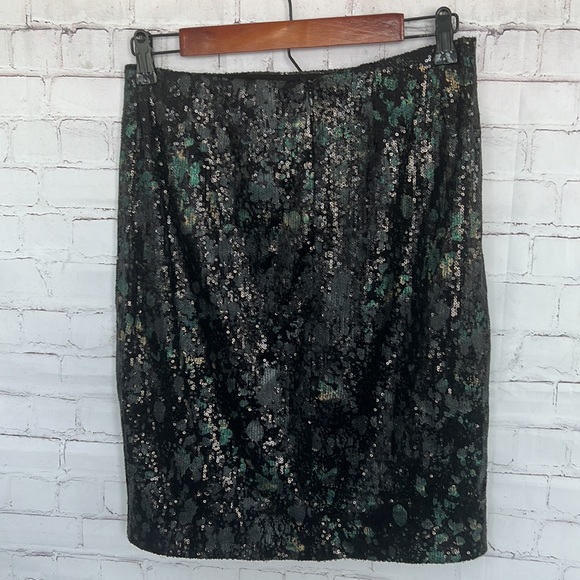 Cynthia Rose Hollywood Glamorous sequined mini skirt size small - Picture 8 of 9